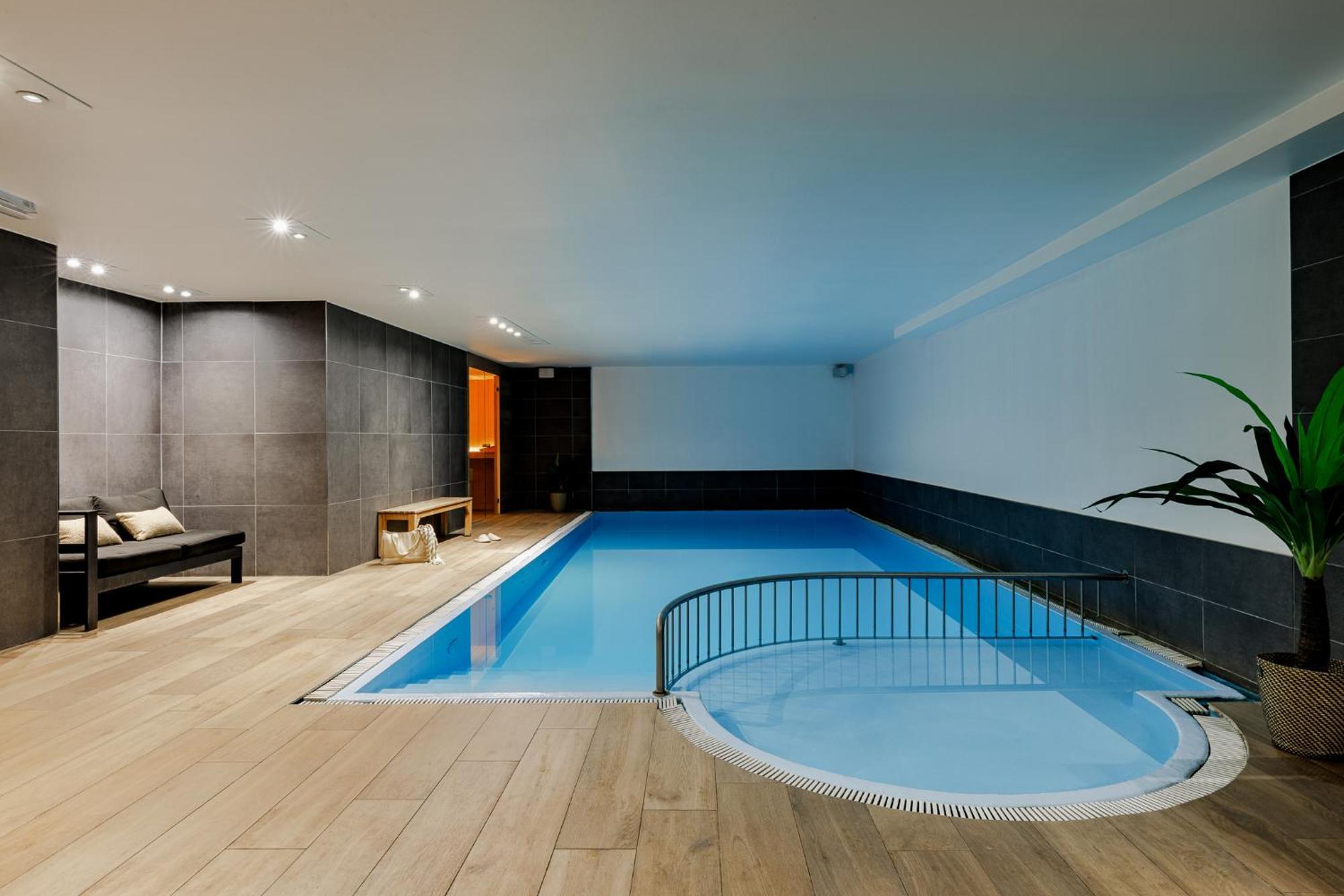 Hotel Saint Sauveur By Wp Hotels Blankenberge Bagian luar foto