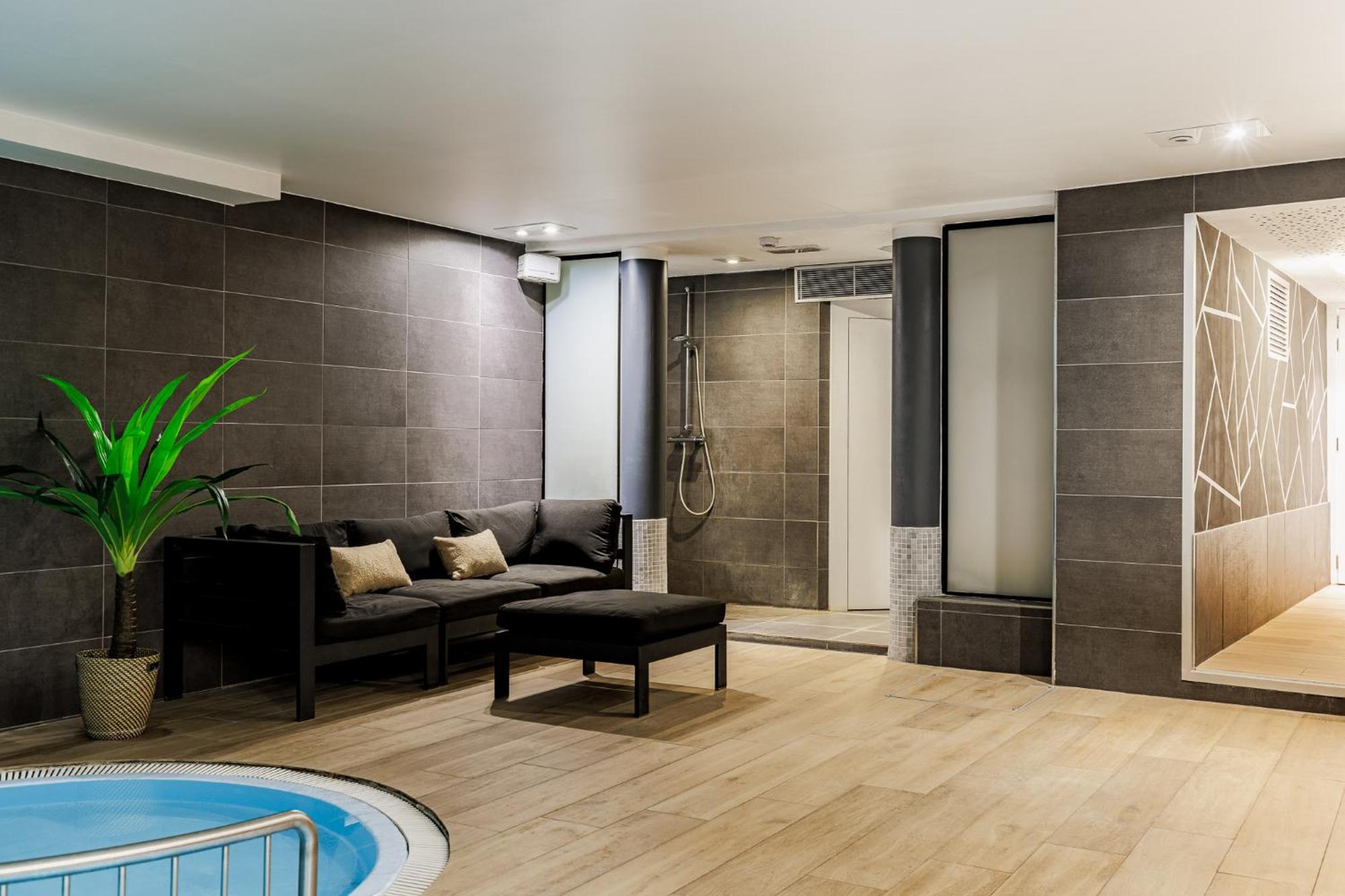 Hotel Saint Sauveur By Wp Hotels Blankenberge Bagian luar foto